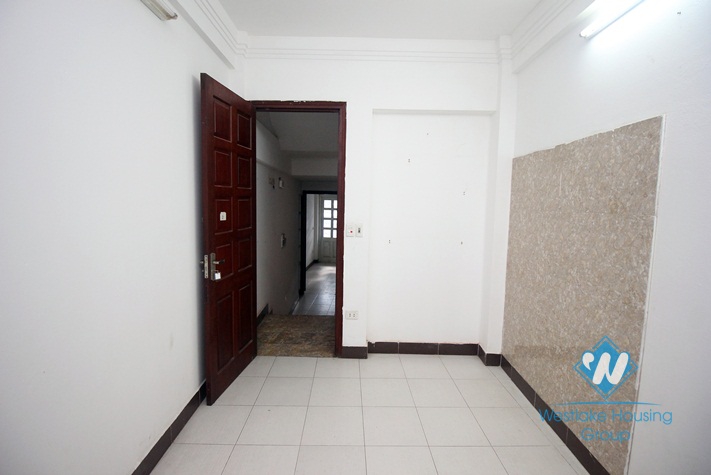 Office for rent in Lac Long Quan, Tay Ho, Ha noi
